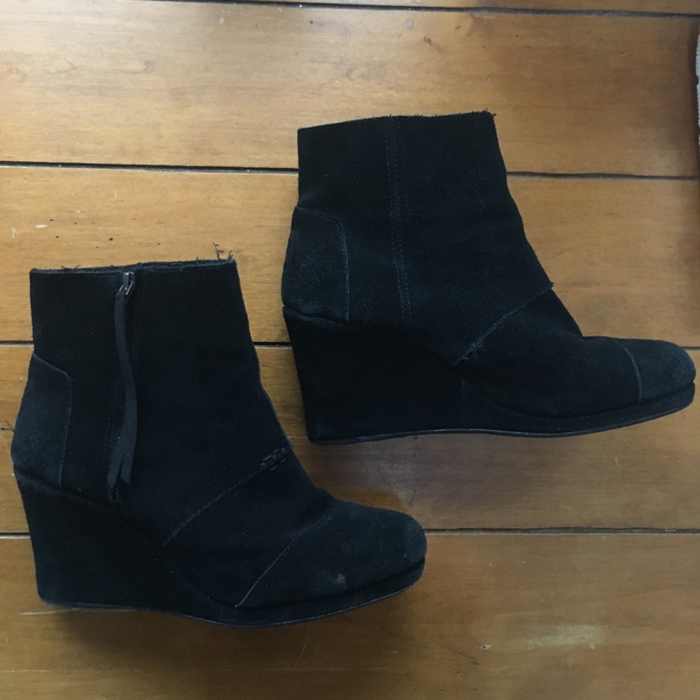Tom’s Booties 8.5